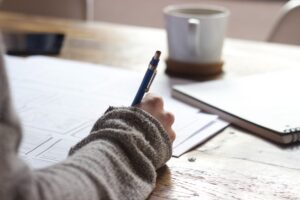 Perbedaan Scholarship fellowship Grant