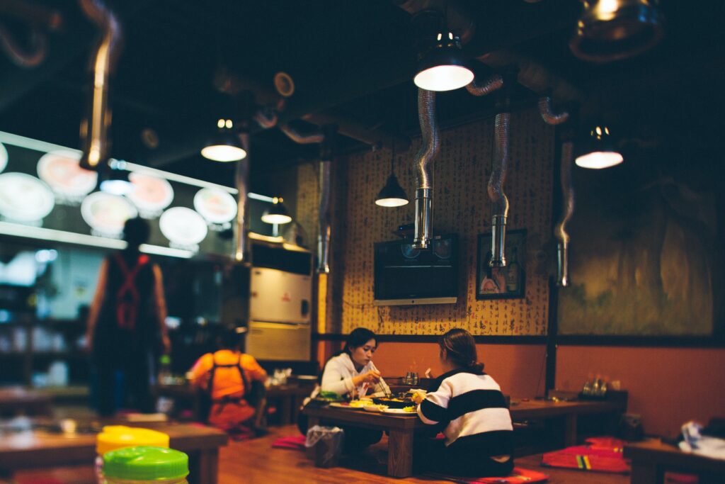 5 Cara Memesan Makanan di Restoran Korea, Mulai dari Melihat Menu Sampai Mencari Rekomendasi