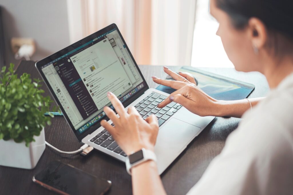 Ilustrasi kerja part time online