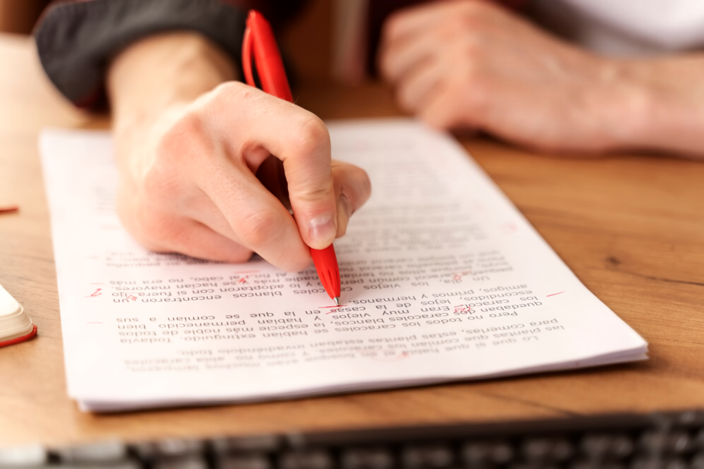 Biar Nggak Salah Tulis Ini Rahasia Lolos ke Kampus Favorit Pakai Proofreading!