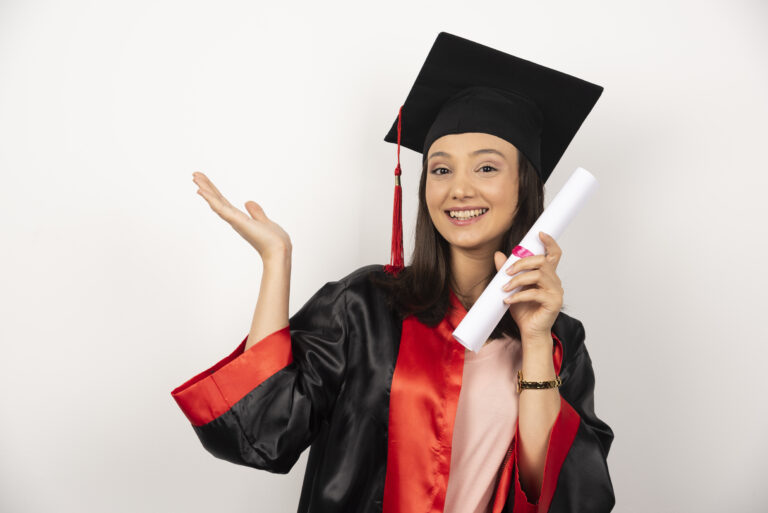 Keunggulan Beasiswa AAS bagi Fresh Graduate