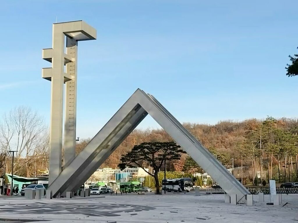 5 Beasiswa ini Bisa Bikin Kamu Kuliah Gratis di Seoul National University