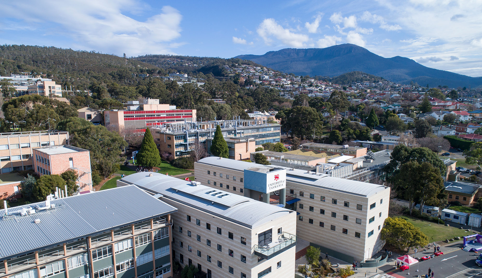 University of Tasmania University of Tasmania