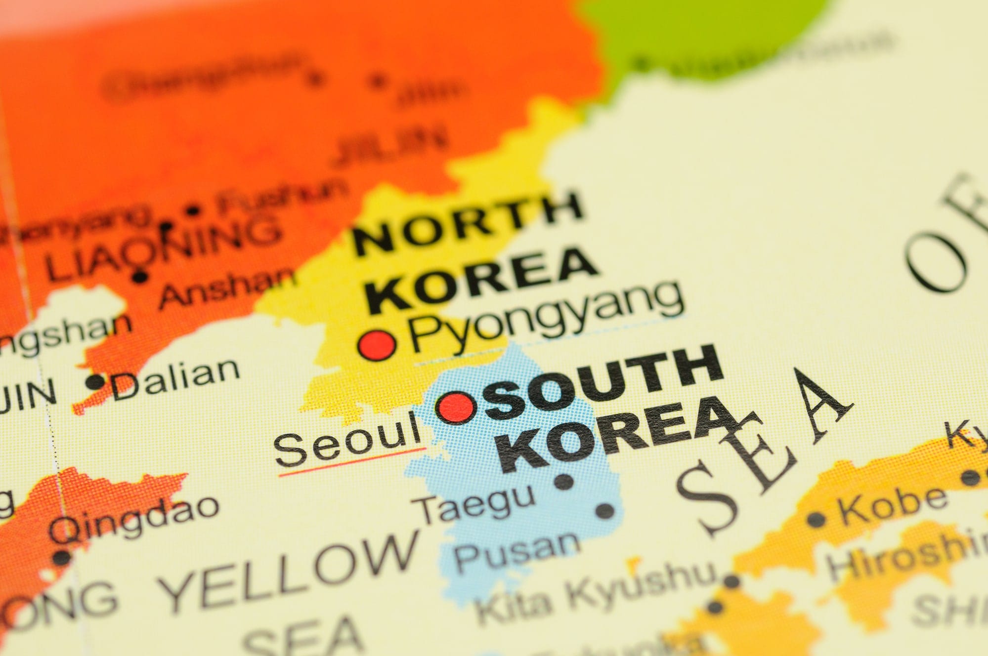 Peta Korea Selatan dan Korea Utara sebagai ilustrasi perbedaan bahasa Korea di kedua negara