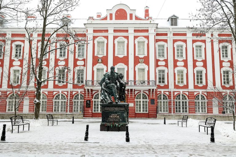 Mengintip St. Petersburg State University, Kampus Legendaris di Jantung Rusia