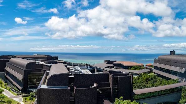 OIST Okinawa: Serunya Kuliah di Kampus Futuristik Tepi Pantai
